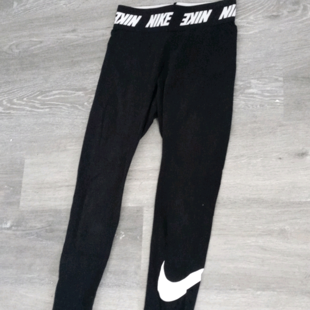 Nike leggings
